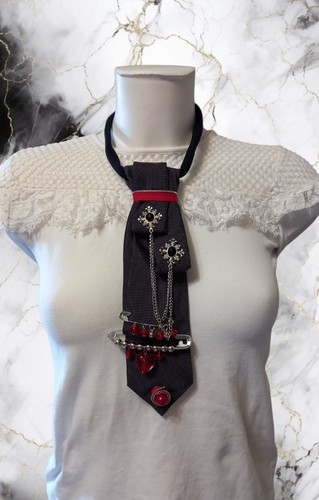 Stravatte gothic schmuck - le,